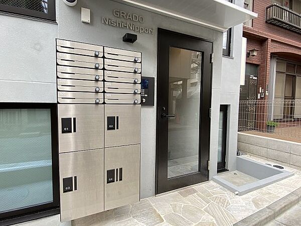 建物エントランス