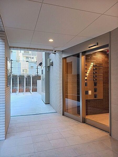 建物エントランス