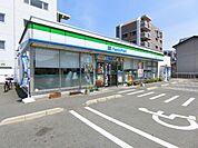 ファミリーマート　徒歩10分(コンビニ)まで756m