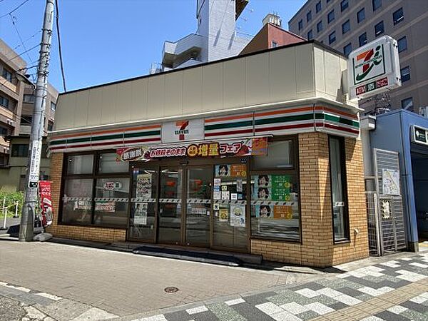 画像9:【コンビニエンスストア】セブンイレブン 板橋区役所駅東店まで190ｍ