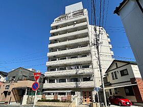 静岡県浜松市中央区海老塚1丁目（賃貸マンション1K・9階・23.75㎡） その1