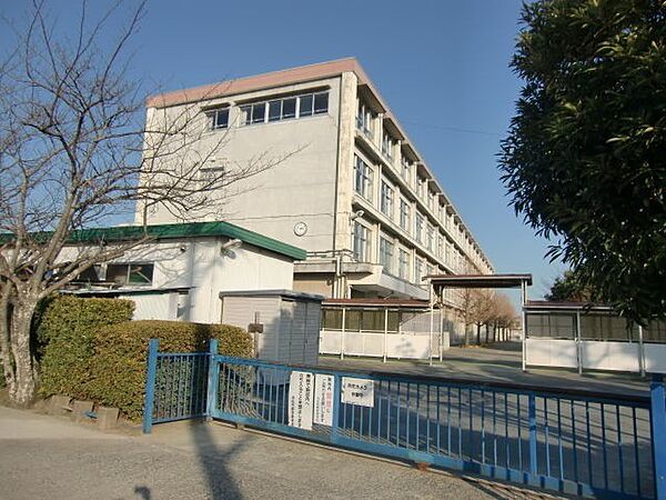 画像29:浜松市立積志中学校 2181m