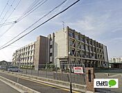 中学校「大津市立堅田中学校まで890m」