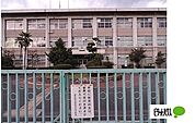高校「滋賀県立堅田高校まで1461m」