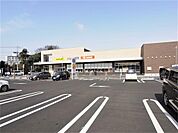 おっ母さん食品館 常盤平店（1017m）