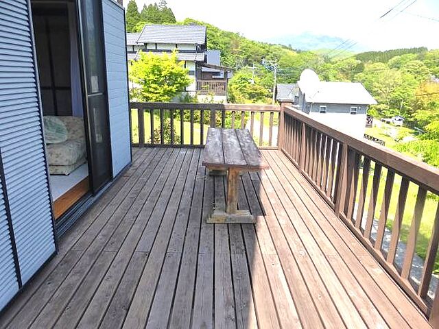 バルコニー 阿蘇郡南小国町大字満願寺6209-3