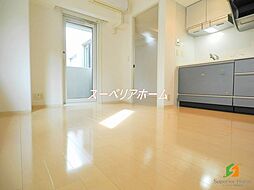 都営大江戸線 東新宿駅 徒歩10分の賃貸マンション 1階ワンルームのリビング/ダイニング