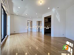 東京メトロ有楽町線 麹町駅 徒歩3分の賃貸マンション 4階3LDKのリビング/ダイニング