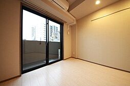 都営大江戸線 牛込柳町駅 徒歩1分の賃貸マンション 4階1Kのリビング/ダイニング