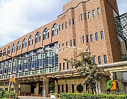 東京大学医学部附属病院 徒歩11分。 830m