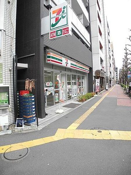 画像20:セブンイレブン本郷三丁目駅前店 徒歩2分。 150m