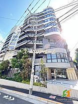 東京都新宿区横寺町（賃貸マンション2K・6階・30.98㎡） その1