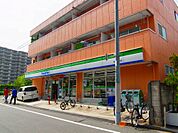 ファミリーマート 新田一丁目店（1651m）