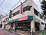 周辺：マルエツ 亀有店（420m）