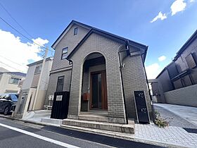 G.house 102 ｜ 東京都足立区谷中５丁目9-4（賃貸アパート1LDK・1階・46.18㎡） その1