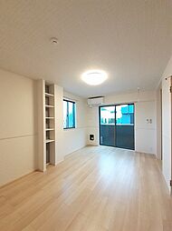 オキ　テラス 1階1SKのリビング/ダイニング