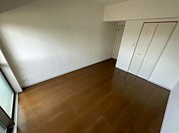 ラ・グラシューズ 6階1Kのリビング/ダイニング