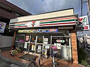 セブンイレブン 足立日ノ出町店（432m）