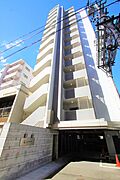 小型犬1匹のみ飼育可。中心部で、わんちゃんと一緒に住めるキレイなマンションです。
