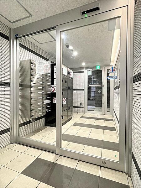 建物エントランス