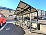その他：敷地内屋根付き駐輪場