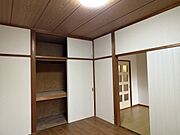 隣はDKです