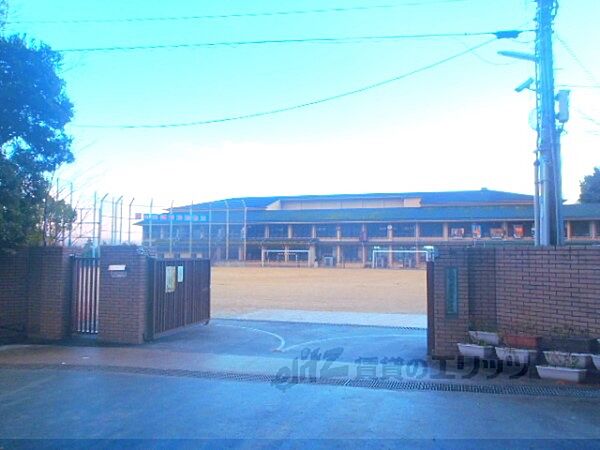 画像8:西賀茂中学校まで1630メートル
