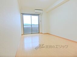 フラッティ今出川天神 6階1Kのリビング/ダイニング