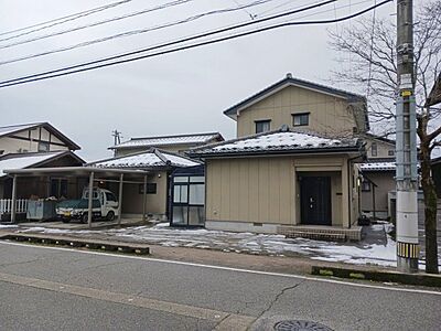 外観：建物外観！令和7年2月リフォーム完成予定！