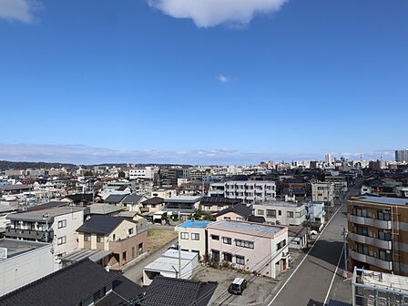 (1)ルーフバルコニーからの景色