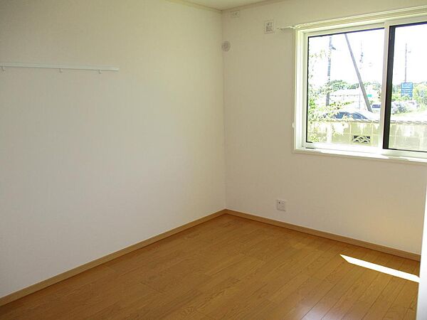 apartment 福島県双葉郡楢葉町大字下小塙字月山寺後25-1
下小塙の賃貸情報を見る
物件地図