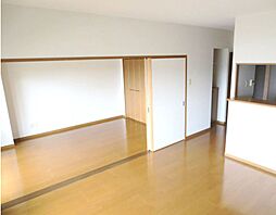 居間