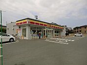  デイリーヤマザキ（650m）