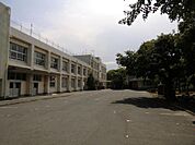 福津市立福間小学校（824m）
