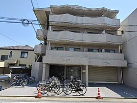 ビィシンク 305 ｜ 愛知県名古屋市熱田区大瀬子町1103（賃貸マンション1R・3階・17.45㎡） その1