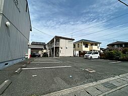 7 / 11