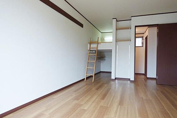 グラッドスペース茶屋松_内装_0