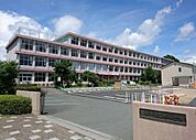 浜松市立富塚小学校