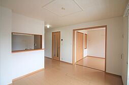 JR北陸本線 長浜駅 3.6kmの賃貸アパート 2階3LDKのリビング/ダイニング