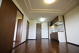 JR北陸本線 長浜駅 3.6kmの賃貸マンション 1階2LDKのリビング/ダイニング