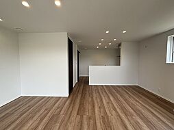 加納町戸建 3LDKのリビング/ダイニング