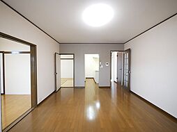 居間