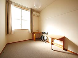 常陸多賀レジデンス 205 2階1Kのリビング/ダイニング