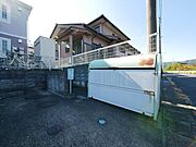 敷地内ゴミ置き場