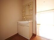 シャンプードレッサー