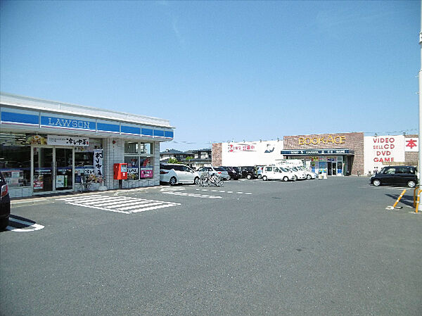 画像18:TSUTAYA 日立鮎川店（1366m）