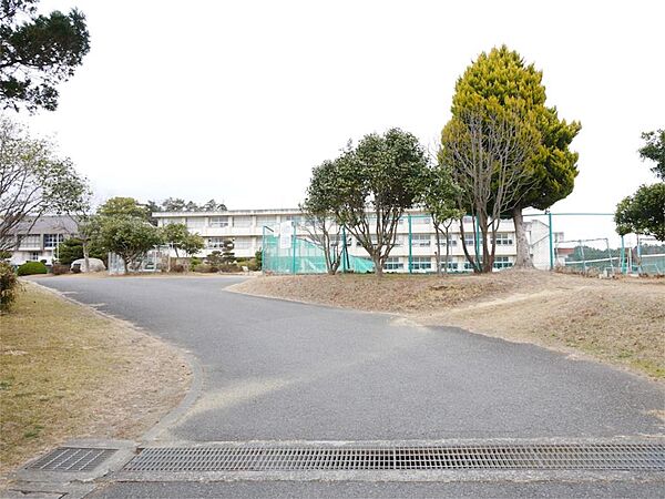 画像23:日立市立豊浦中学校（2179m）