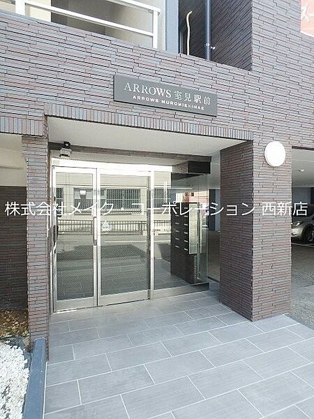 建物エントランス