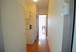 レオパレスアローマ 111 1階1Kのリビング/ダイニング