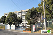 中学校「明石市立江井島中学校まで1625m」